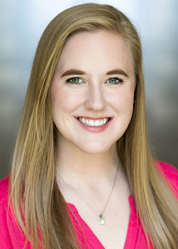 Stephanie Gandy headshot